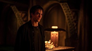 羅伯派汀森《蝙蝠俠》攜手貓女，打擊經典反派謎天大聖與企鵝人，獲選 2022 最值得期待電影之一！