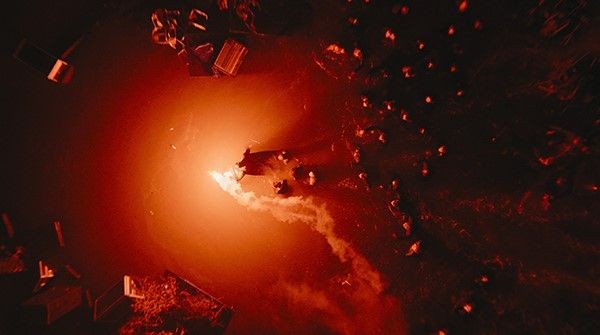 電影《蝙蝠俠》高譚市廣場花園竟是 CG 搭建？專訪特效團隊 Scanline VFX ，一窺其如何模擬驚人海堤爆破與海嘯效果