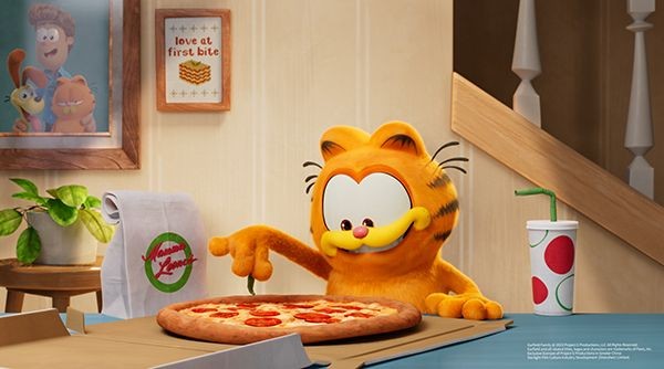 時隔 20 年，最慵懶的加菲貓回來了！經典 IP 攜手兩大漫威英雄強勢回歸，《加菲貓：農場大冒險》再次鬧翻大銀幕