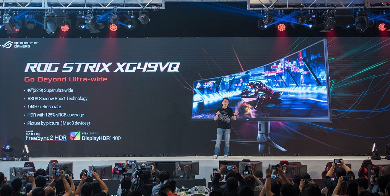 ROG Strix XG49VQ 是49吋1800R超寬曲面HDR電競螢幕，具備Double Full HD解析度、329長寬比以及疾速144H...